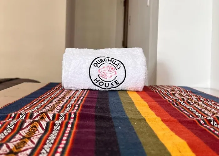 Quechua's House & Coffee Machu Picchu