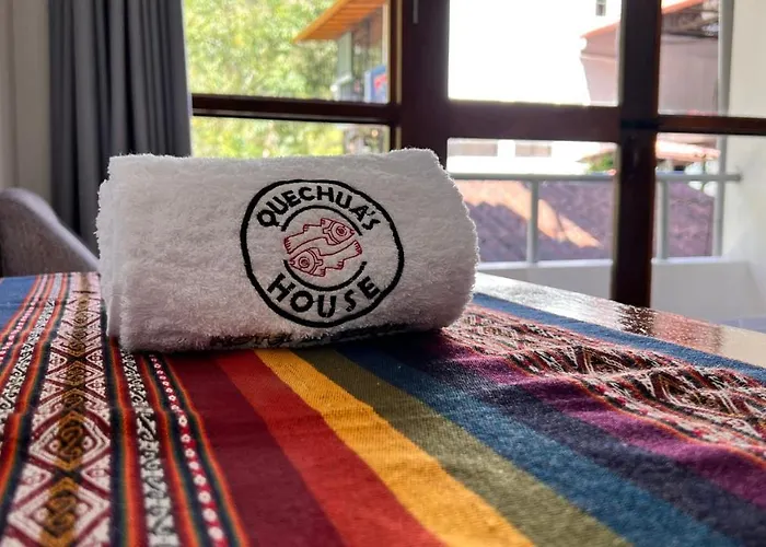 Quechua's House & Coffee 3*