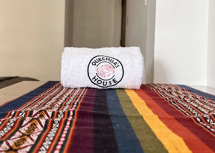 Quechua's House & Coffee Machu Picchu